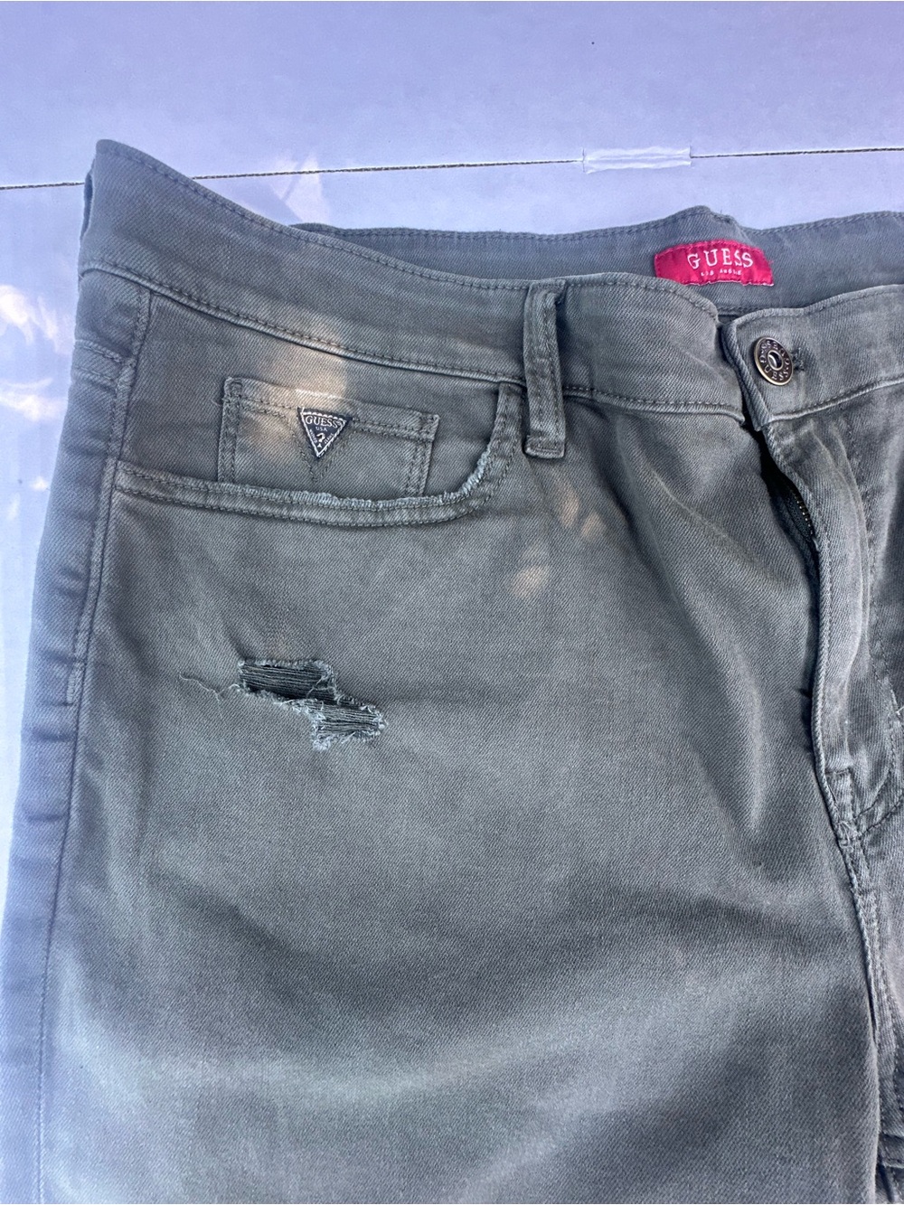 GUESS Men's Olive Green Distressed Denim Shorts - Picture 3 of 9